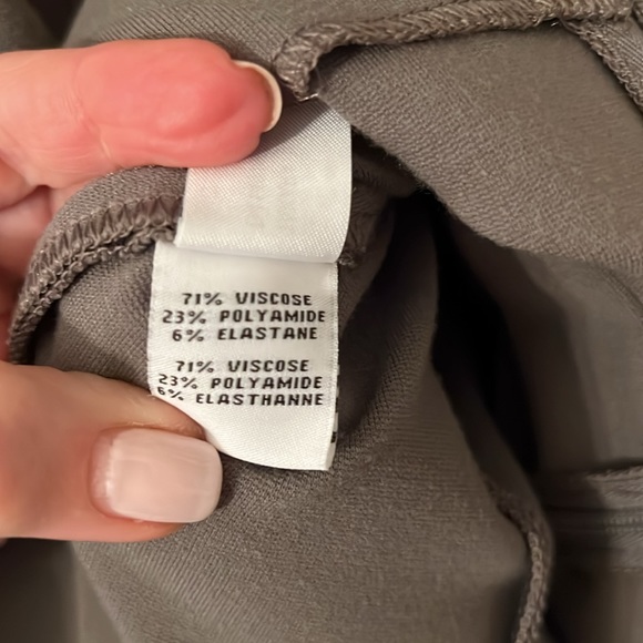 Diane Von Furstenburg dress size 10. Really fists a size 8 (which is my size) - Picture 4 of 4